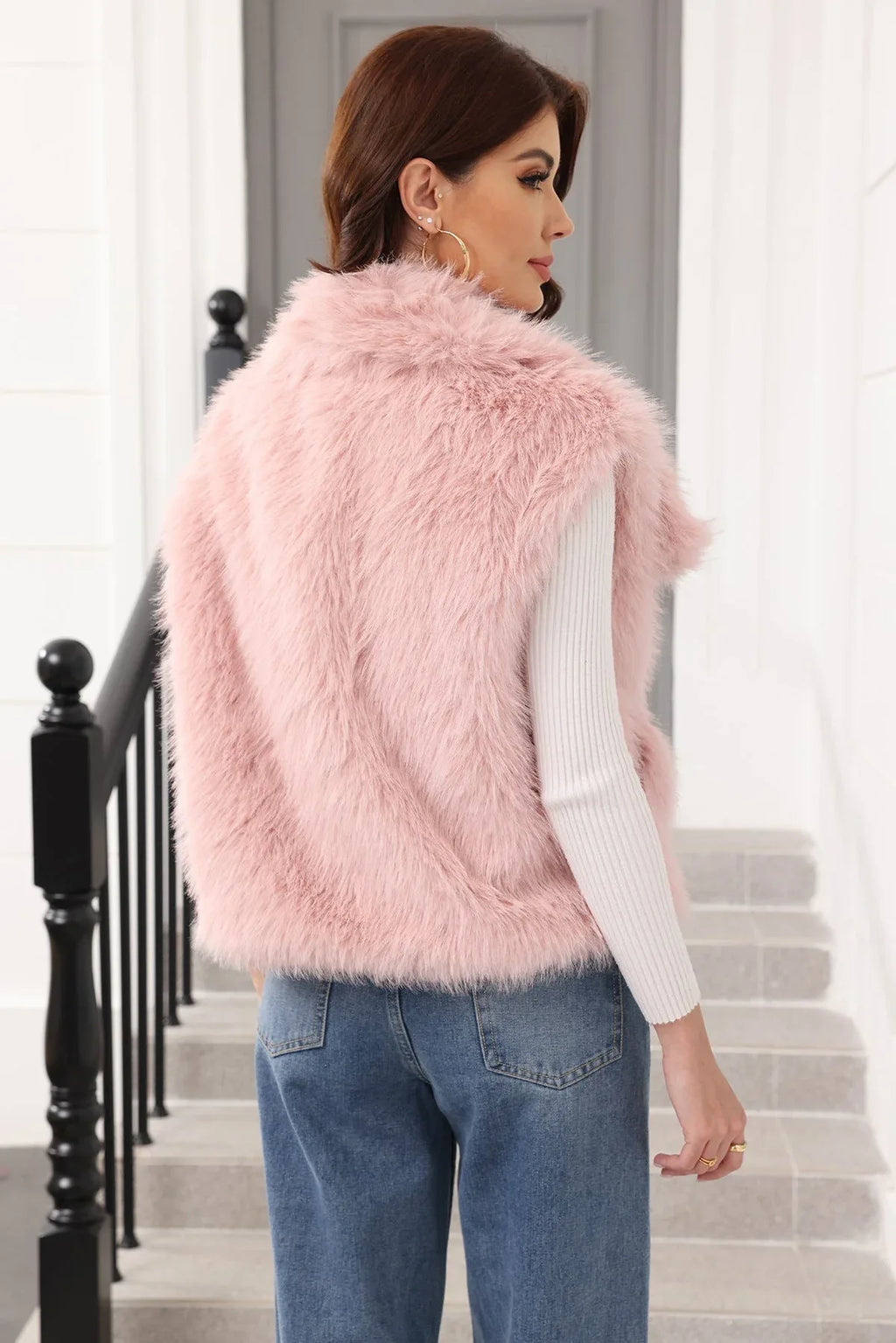 Oversized Lapel Faux Fur Vest - View 27 | TEVQA