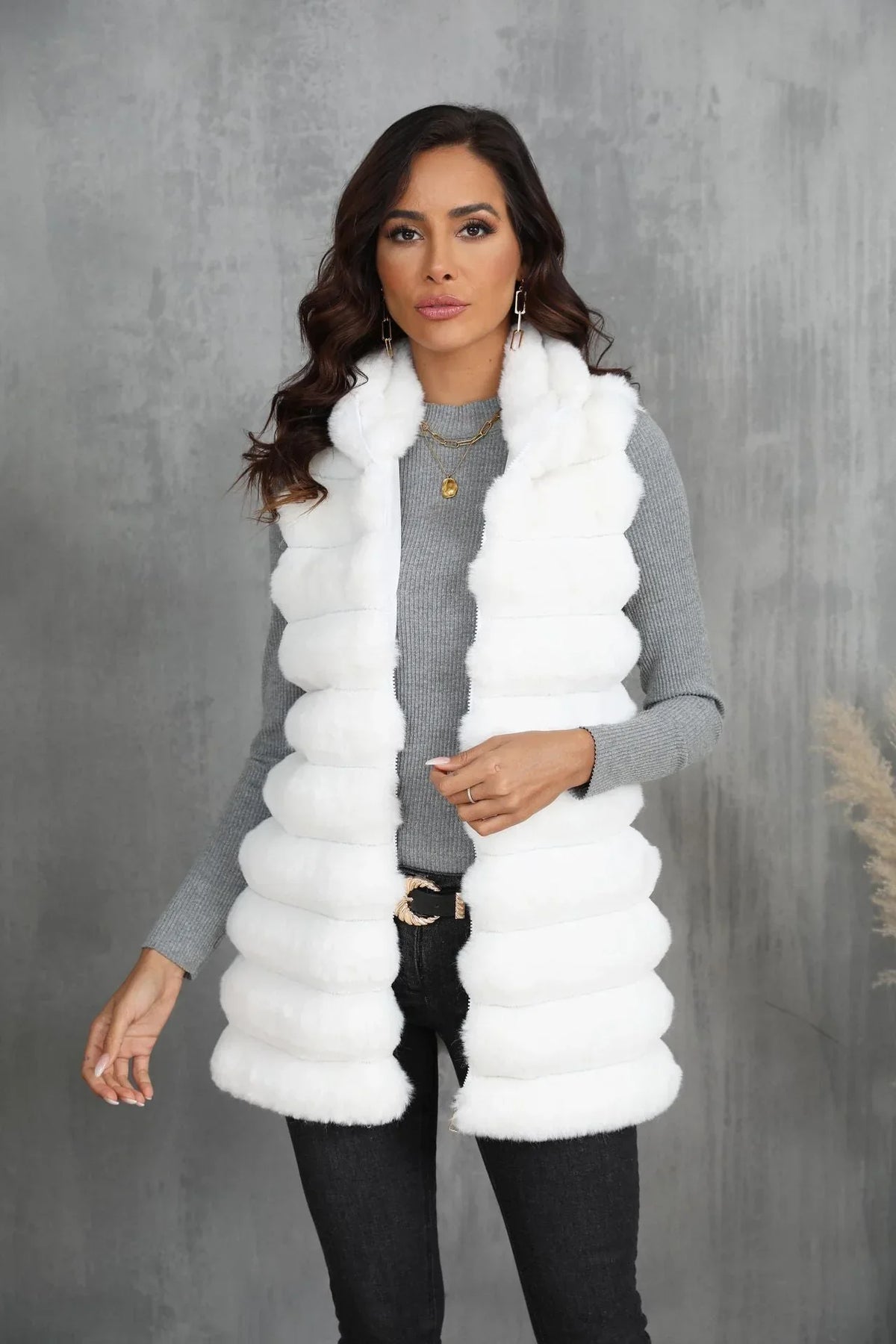 Tiered faux fur vest - View 14 | TEVQA