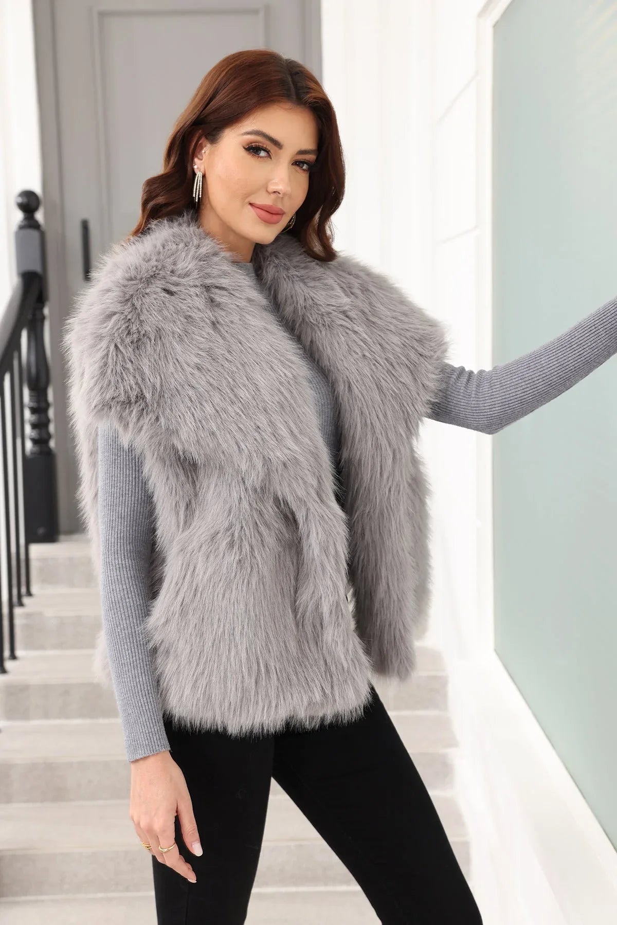 Oversized Lapel Faux Fur Vest - View 8 | TEVQA