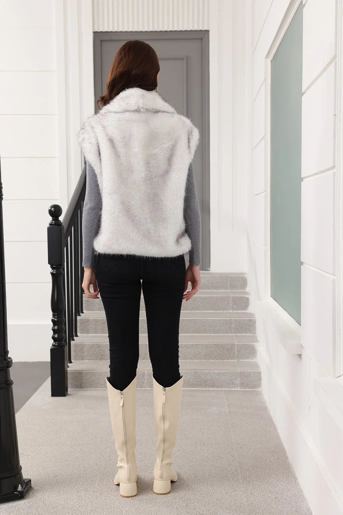 Oversized Lapel Faux Fur Vest - View 22 | TEVQA