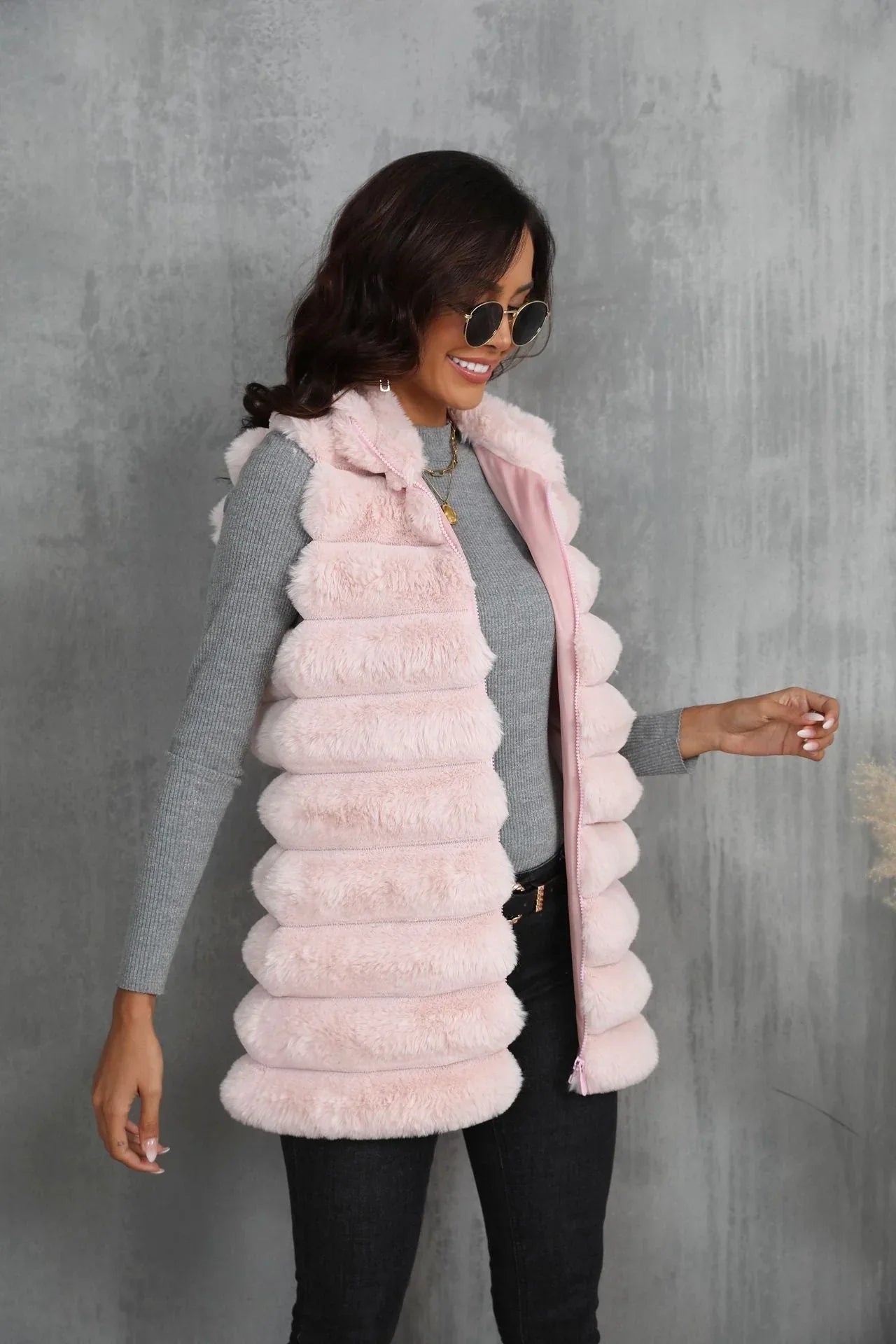 Tiered faux fur vest - View 6 | TEVQA