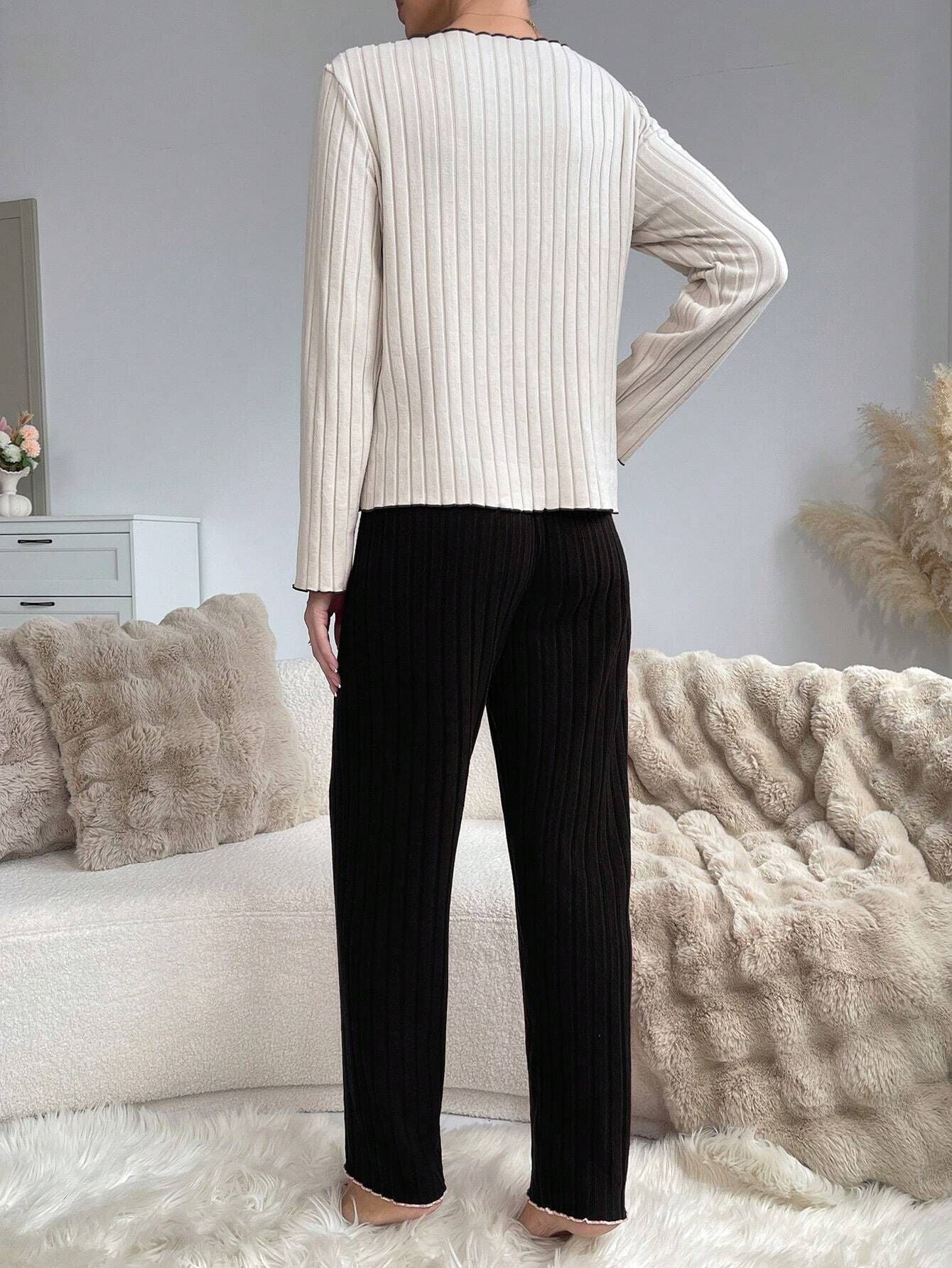 Coquette Heart Patch Ribbed Lounge Set