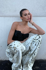 Horseshoe Jean | Dress In Beauty