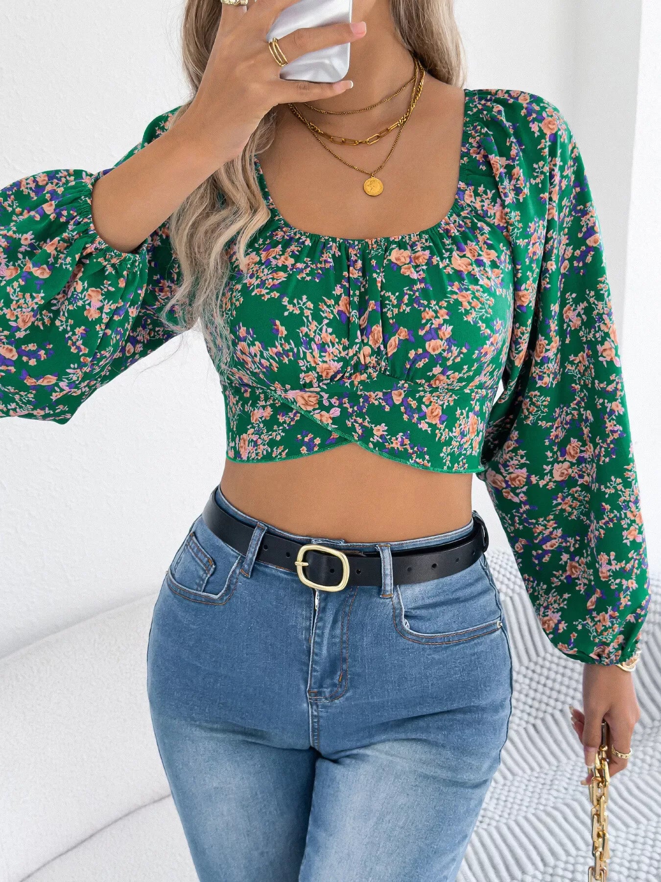 Romantic White Floral Lantern Sleeve Crop Top - TEVQA