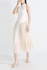 Amira Highend Sleeveless Pleated Dress - Tevqa