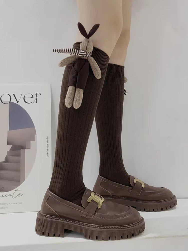 Brown Ribbed Cotton Socks with 3D Rabbit Doll - TEVQA