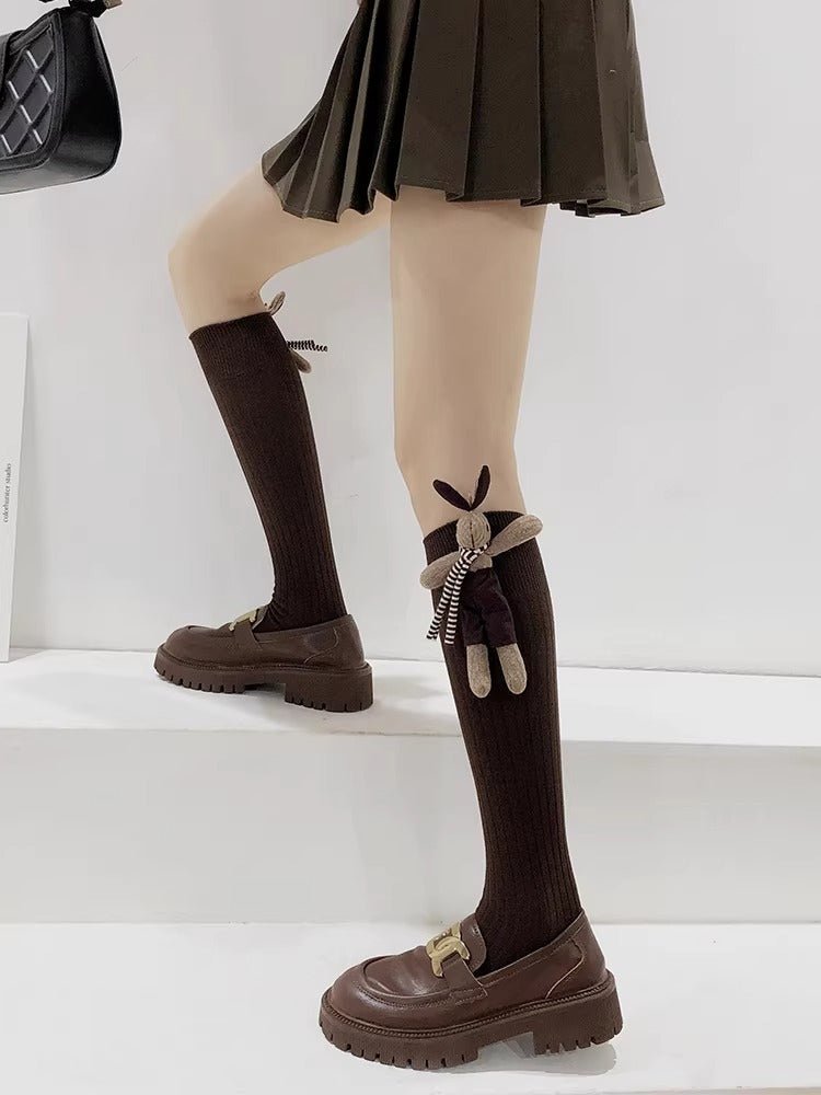 Brown Ribbed Cotton Socks with 3D Rabbit Doll - TEVQA