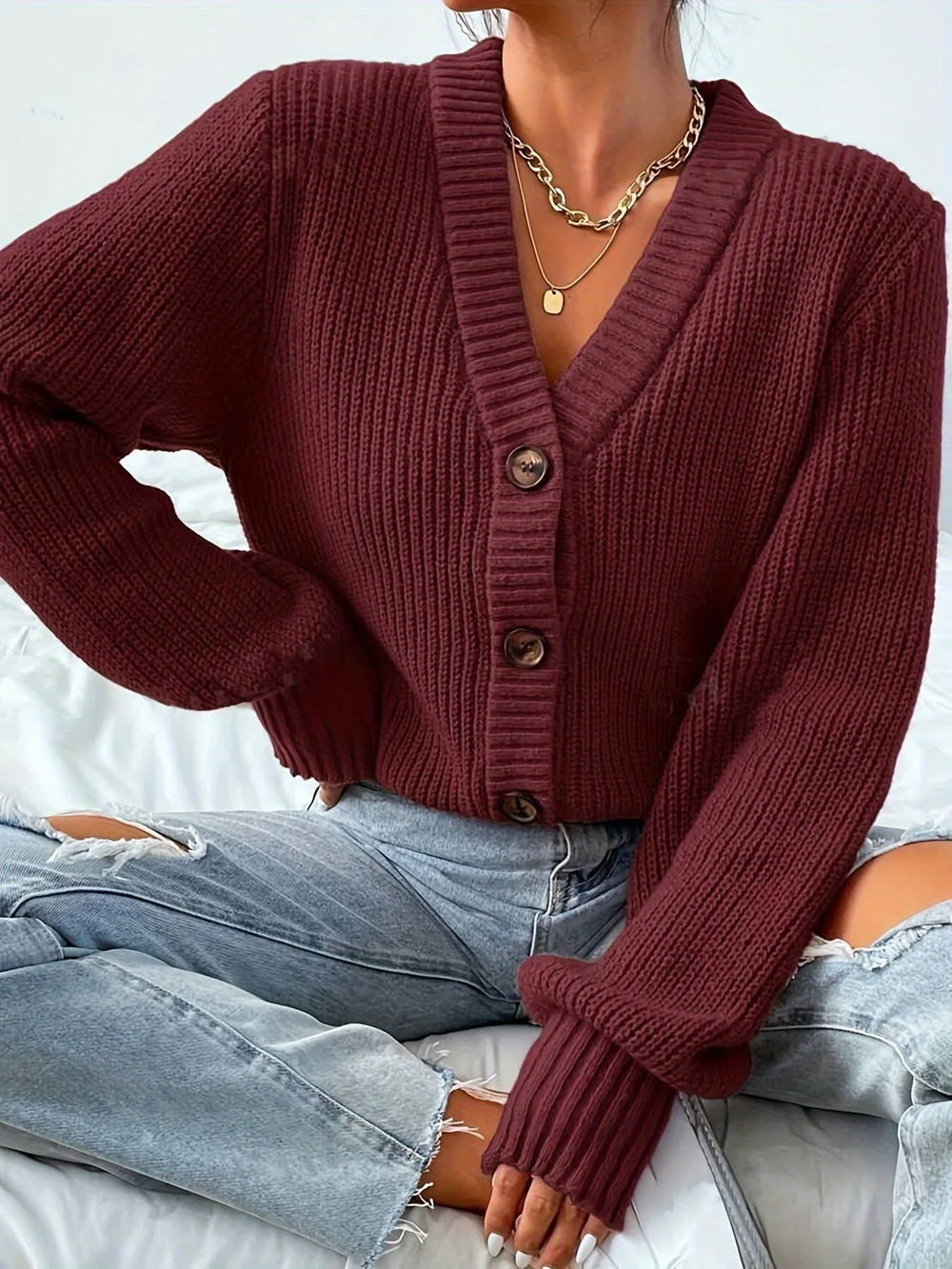 Chunky knit cardigan with V-neckline and button-up closure - View 6 | TEVQA