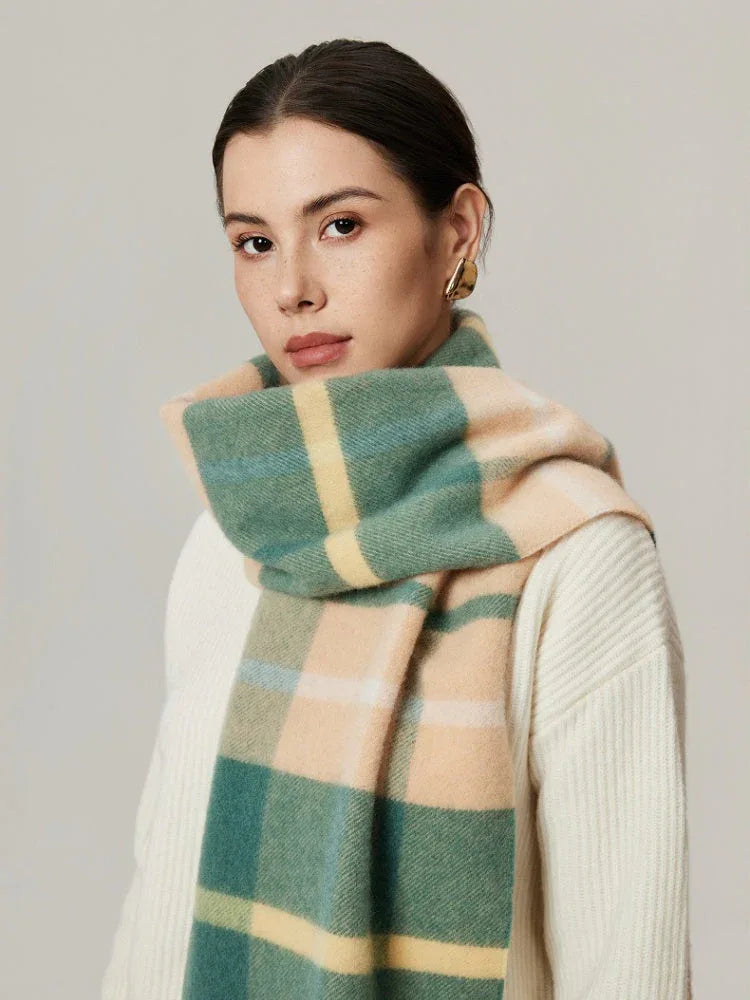 100% Lambswool Plaid Scarf - View 9 | TEVQA
