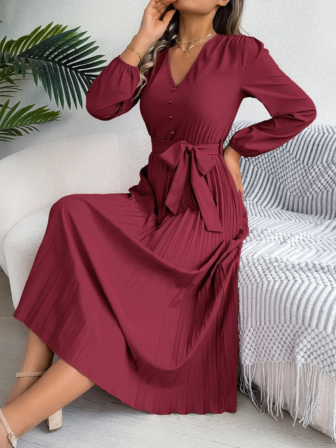 Vintage Khaki V-Neck Pleated Maxi Dress - TEVQA