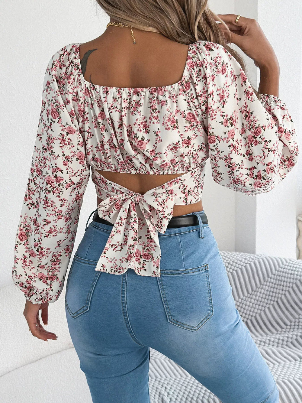 Romantic White Floral Lantern Sleeve Crop Top - TEVQA