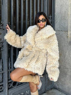 Elegant faux fur coat with oversized collar - View 12 | TEVQA
