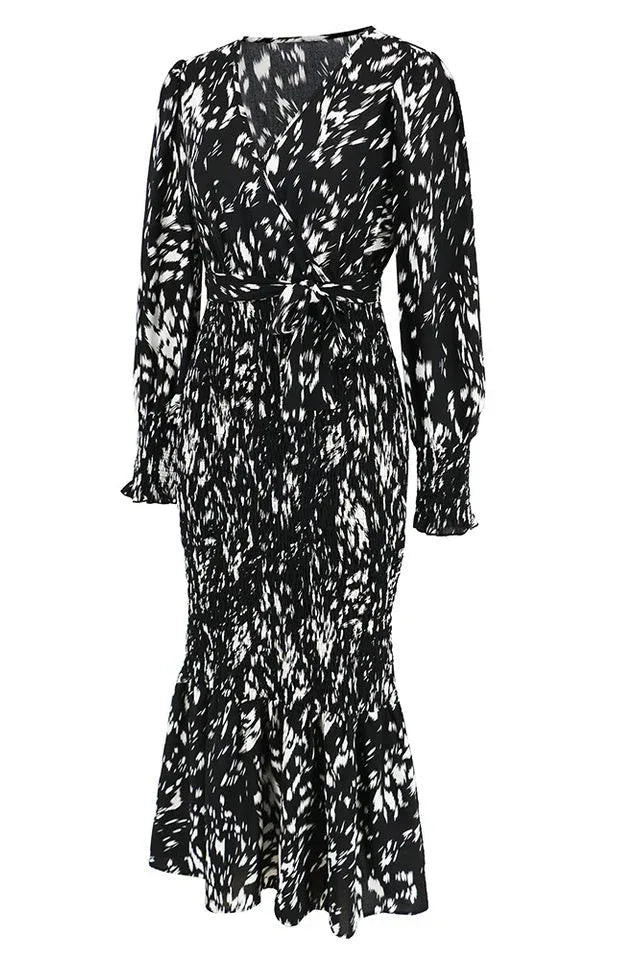 Printed V Neck Smocked Midi Dress - View 11 | TEVQA